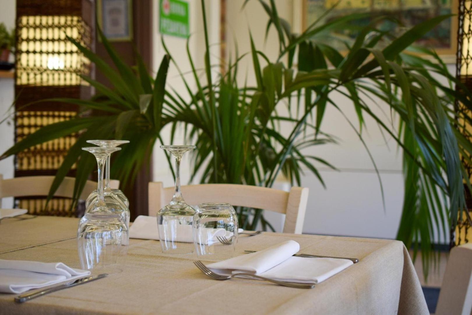 Aparthotel Costa Paradiso Lido Adriano Buitenkant foto